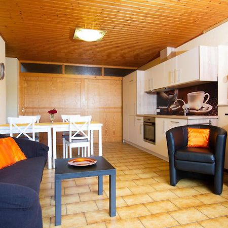 Ferienwohnung "Kirchblick" Im Ferienhaus Blumenhain Bad Wünnenberg Exteriör bild